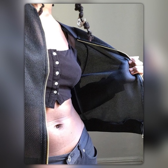 Bomber - Picture 3 of 3